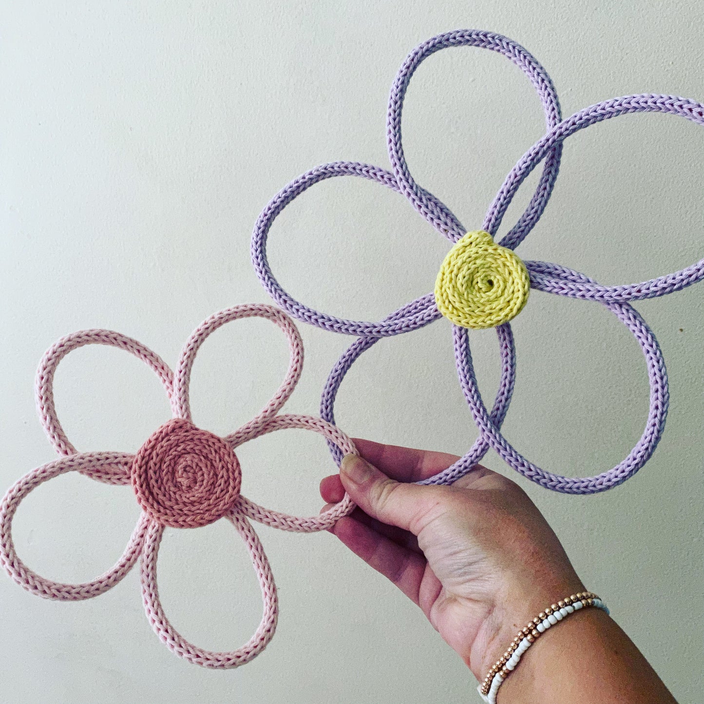 Handmade Flower Knitted Wire Wall Decor for Home & Kids Rooms