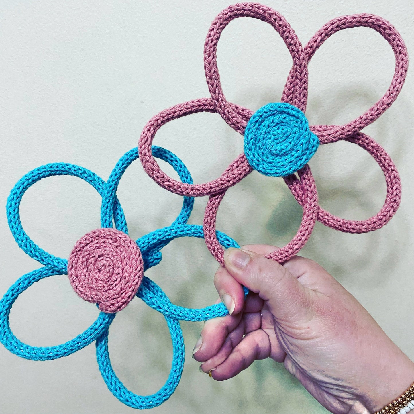 Handmade Flower Knitted Wire Wall Decor for Home & Kids Rooms