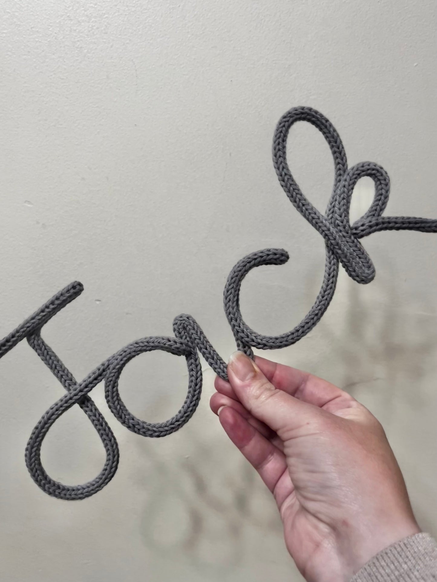 Personalised Knitted Wire Name Sign – Custom Wire Words for Nursery or Home Decor