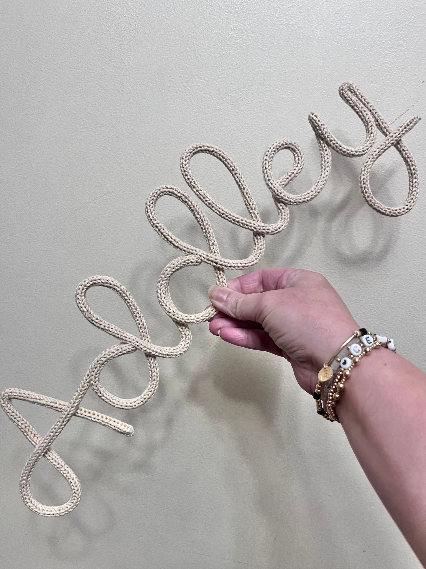 Personalised Knitted Wire Name Sign – Custom Wire Words for Nursery or Home Decor