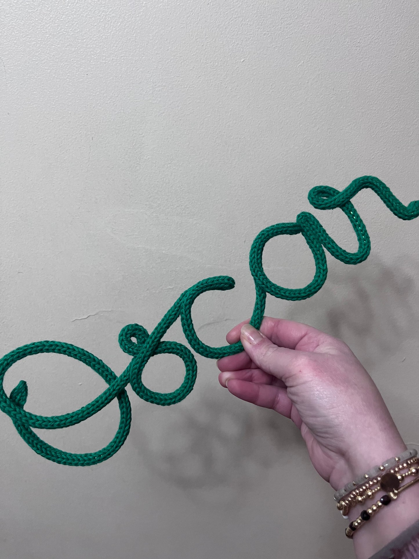 Personalised Knitted Wire Name Sign – Custom Wire Words for Nursery or Home Decor