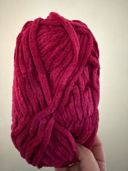 Knitted Wire Bow Tree Topper – Handmade Velvet Chenille Christmas Bow (Plush size)