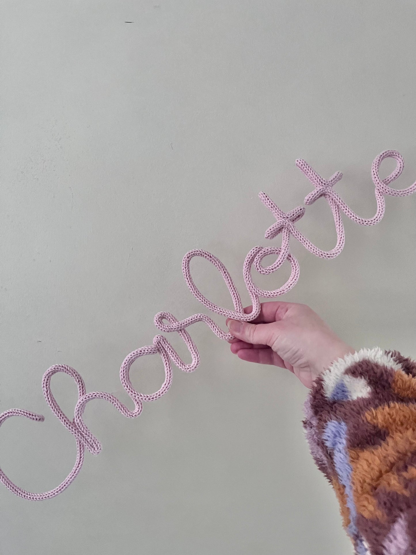 Personalised Knitted Wire Name Sign – Custom Wire Words for Nursery or Home Decor
