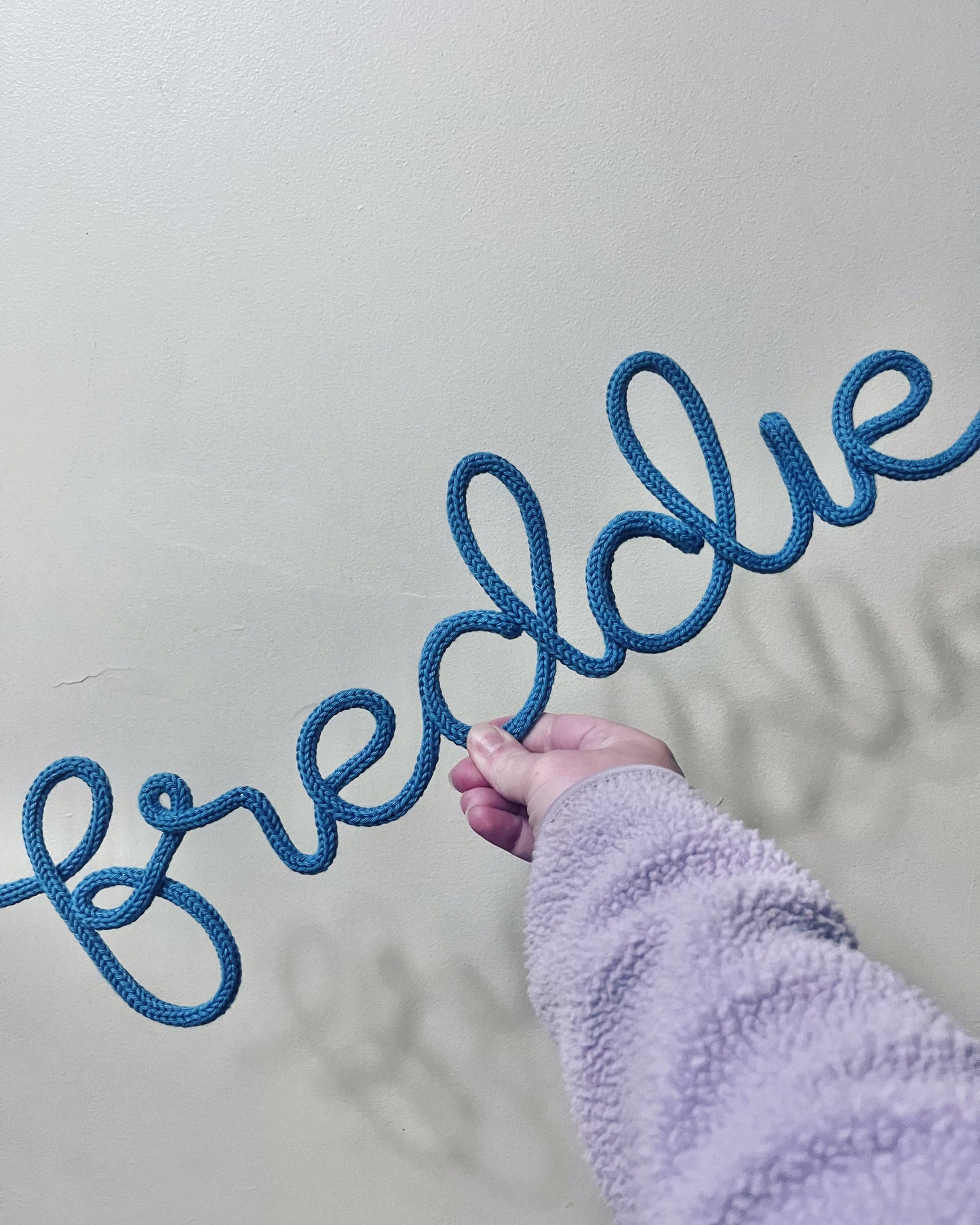 Personalised Knitted Wire Name Sign – Custom Wire Words for Nursery or Home Decor