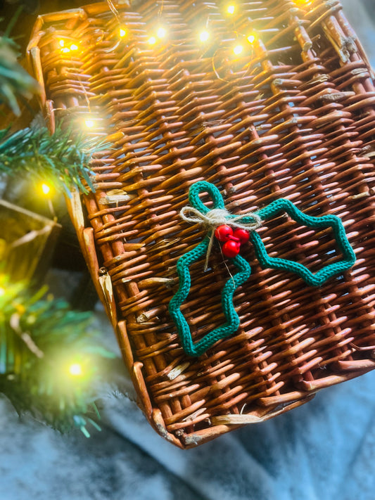 Holly Knitted Wire Christmas Decor