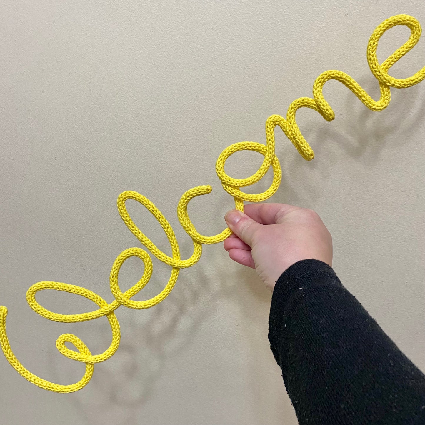 Personalised Knitted Wire Name Sign – Custom Wire Words for Nursery or Home Decor